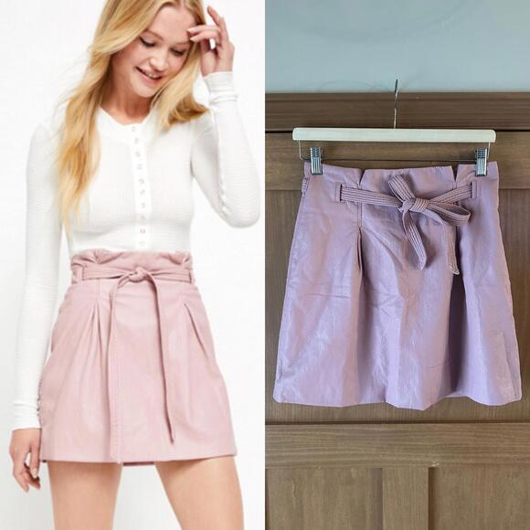 Free People Dresses & Skirts - Free People Payton Paperbag Faux-Leather Mini Skirt in Mauve Women’s size 4
